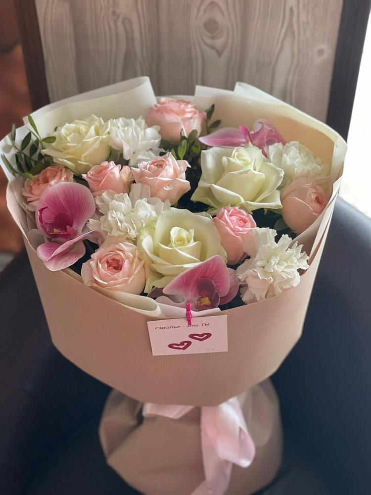 Букет цветов из: Орхидеи, Розы и Гвоздики в Марково