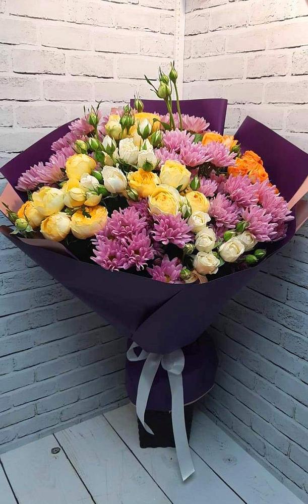 Букет цветов из: Хризантемы и Розы в Марково