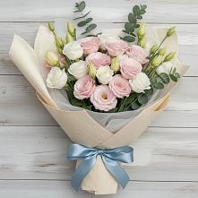 Букет цветов из:  Лизиантусы #REPLACE_PRED# Марково