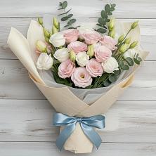 Букет цветов из:  Лизиантусы в Марково