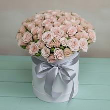 Цветочная композиция из Розы в шляпной коробке в Марково