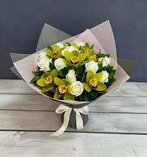 Букет цветов из:  Орхидеи и Розы в Марково