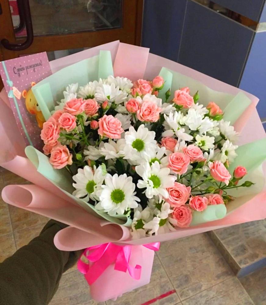 Букет цветов из: Розы и Хризантемы в Марково