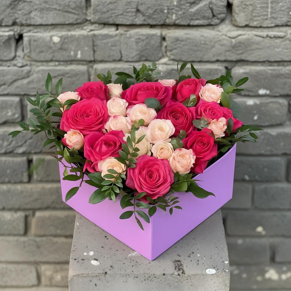 Цветочная композиция из Розы в коробке в Марково