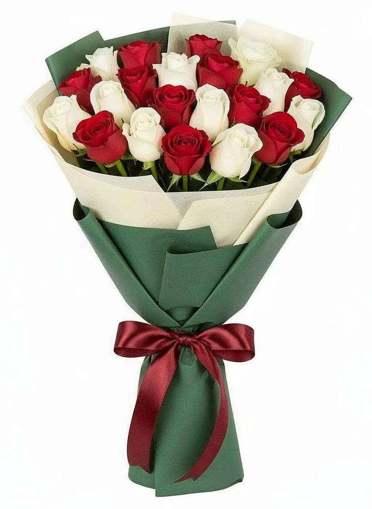 Букет Микс из красных и белых роз в Марково