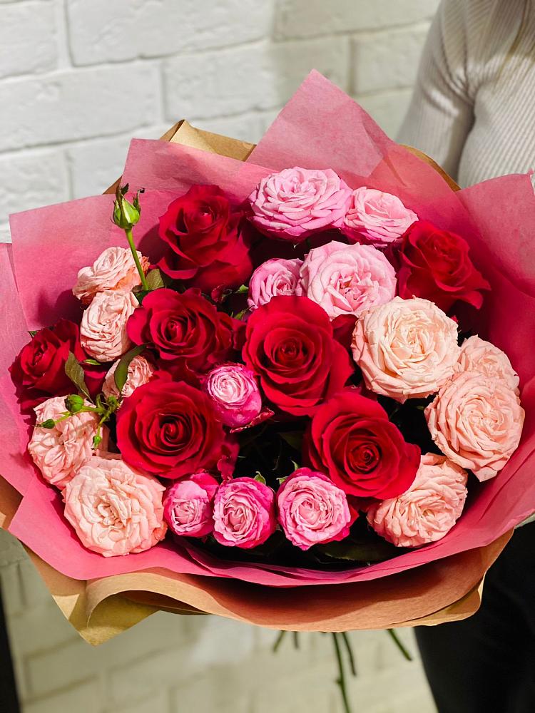 Букет цветов из: Розы в Марково