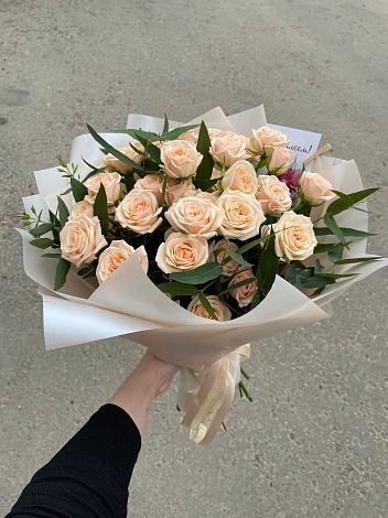 Букет Кремовые розы Латте в Марково