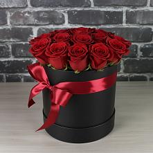 Цветочная композиция из Розы в шляпной коробке в Марково