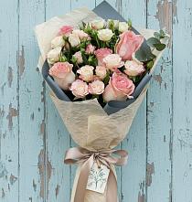 Букет цветов из:  Розы #REPLACE_PRED# Марково
