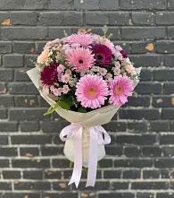 Букет цветов из:  Герберы и Хризантемы в Марково
