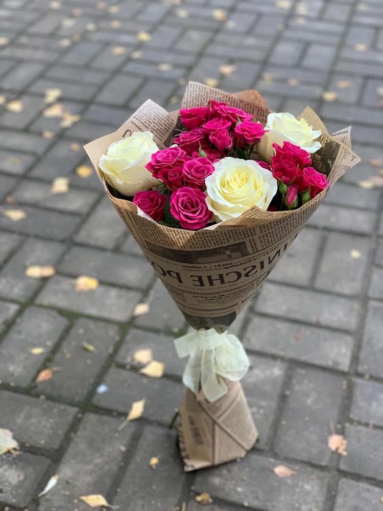 Букет цветов из: Розы в Марково