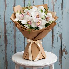 Букет цветов из:  Орхидеи и Розы #REPLACE_PRED# Марково