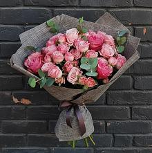 Букет цветов из:  Розы в Марково